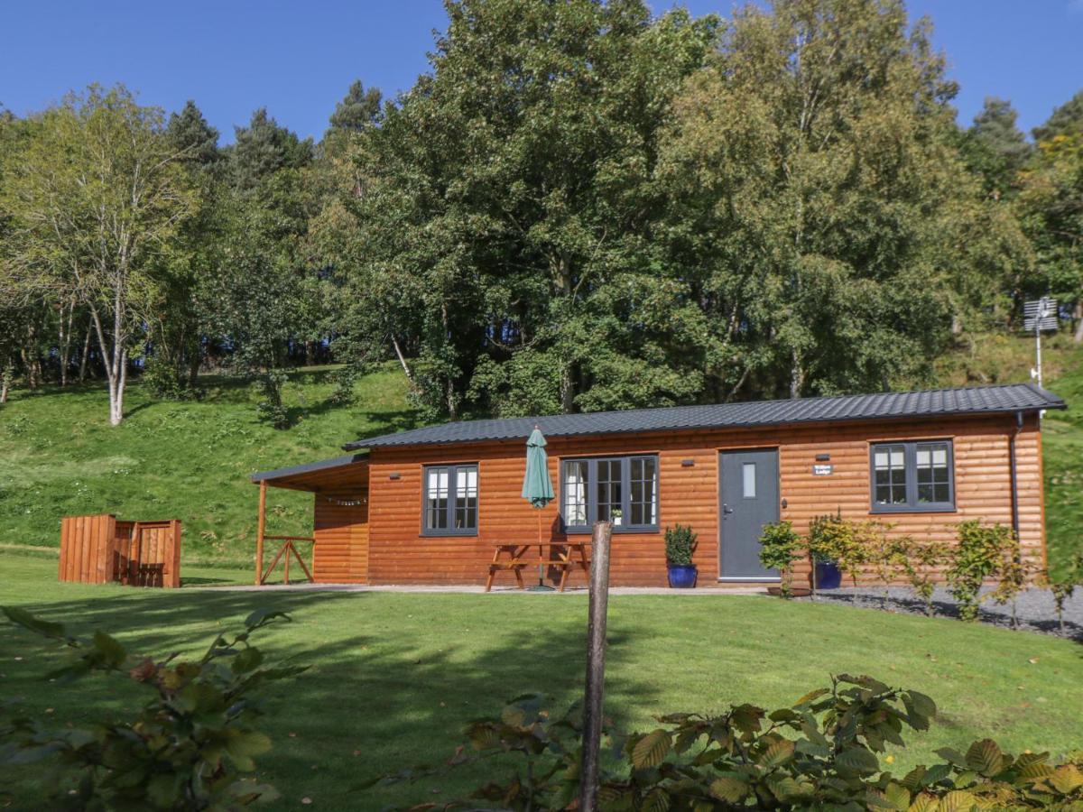 Ryedale Country Lodges - Willow Lodge Йорк Экстерьер фото